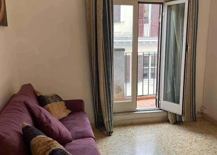 Three Bedroom With A View In Monti Appartamento *