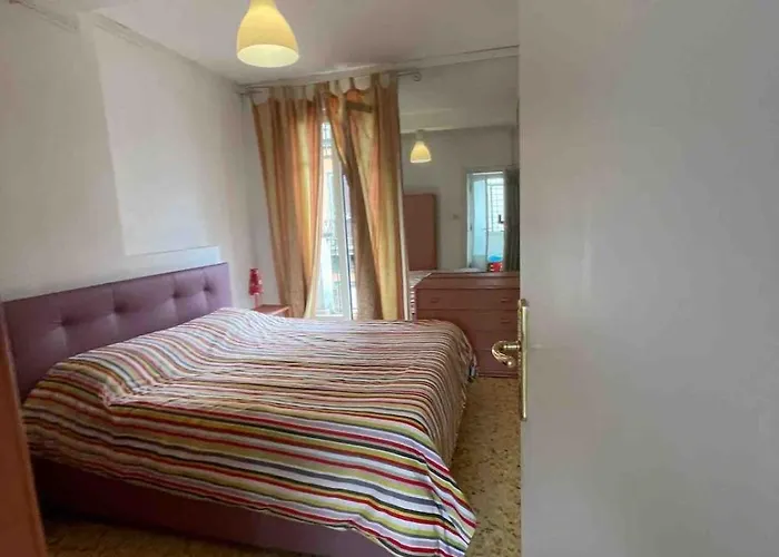 Three Bedroom With A View In Monti Appartamento